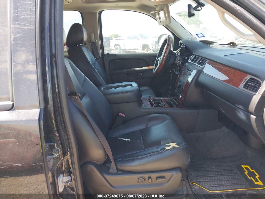 2014 CHEVROLET TAHOE LTZ - 1GNSCCE06ER155964