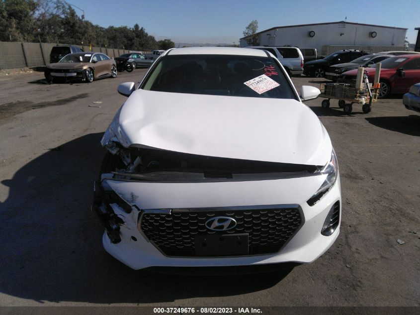 2018 HYUNDAI ELANTRA GT - KMHH35LE7JU075590