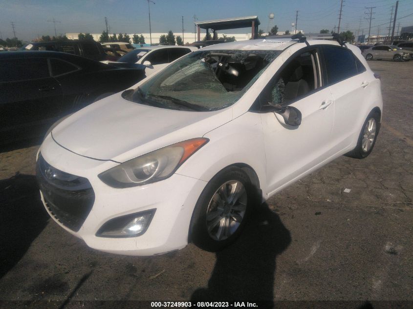 2013 HYUNDAI ELANTRA GT - KMHD35LE7DU074412
