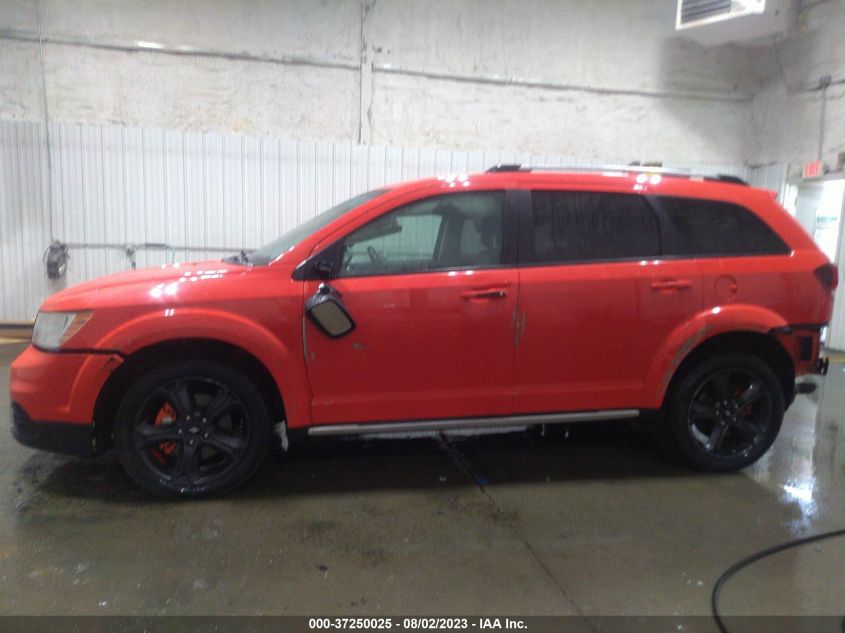 2019 DODGE JOURNEY CROSSROAD - 3C4PDDGG3KT708665