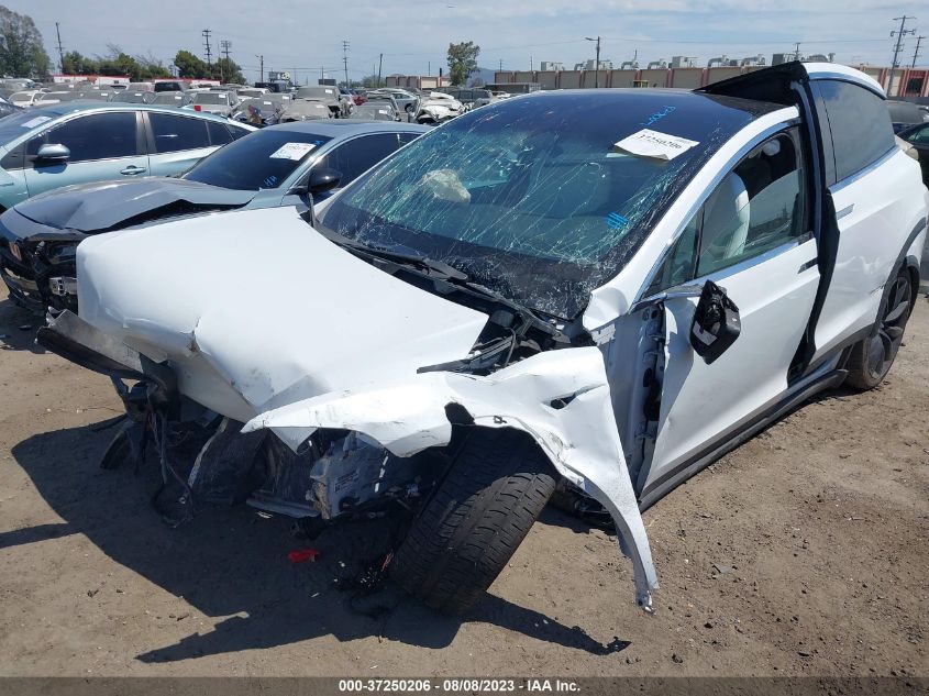 2020 TESLA MODEL X LONG RANGE - 5YJXCBE26LF300188