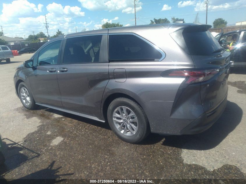 2022 TOYOTA SIENNA LE - 5TDKRKEC0NS106126