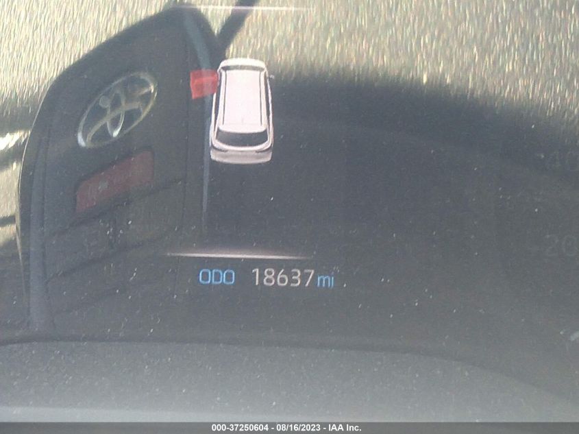 2022 TOYOTA SIENNA LE - 5TDKRKEC0NS106126