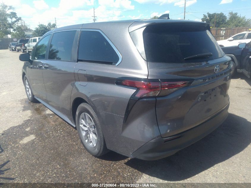 2022 TOYOTA SIENNA LE - 5TDKRKEC0NS106126