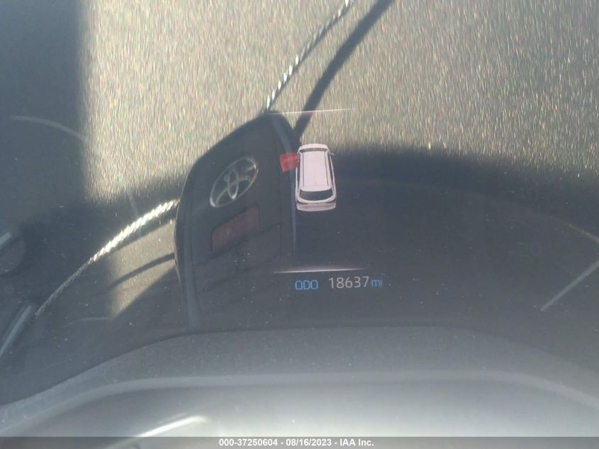 2022 TOYOTA SIENNA LE - 5TDKRKEC0NS106126
