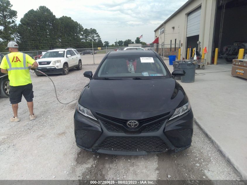2018 TOYOTA CAMRY LE/SE/XLE/L - JTNB11HK1J3042657