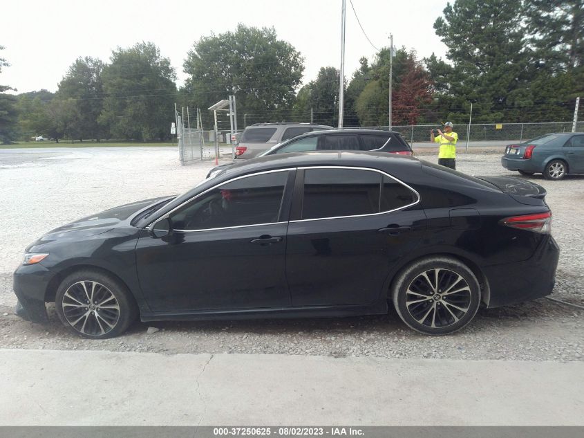 2018 TOYOTA CAMRY LE/SE/XLE/L - JTNB11HK1J3042657