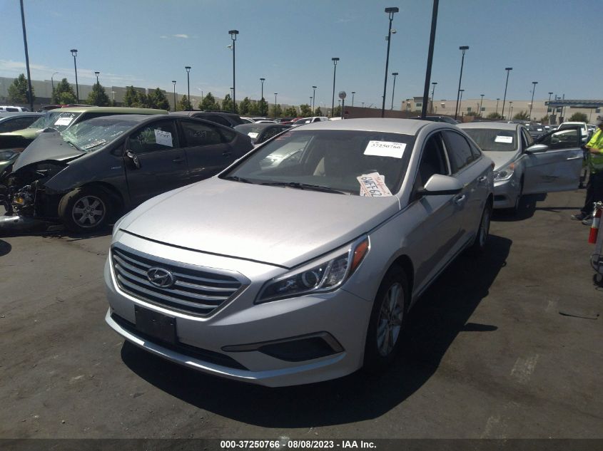 2016 HYUNDAI SONATA 2.4L SE - 5NPE24AF4GH314449