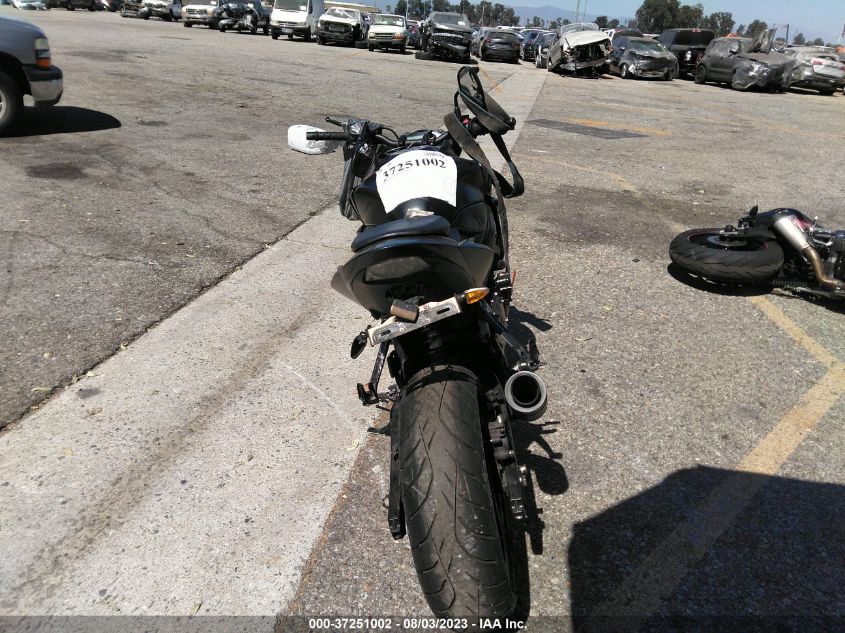 2019 SUZUKI GSX-S750 M/Z JS1C533D4K7100007