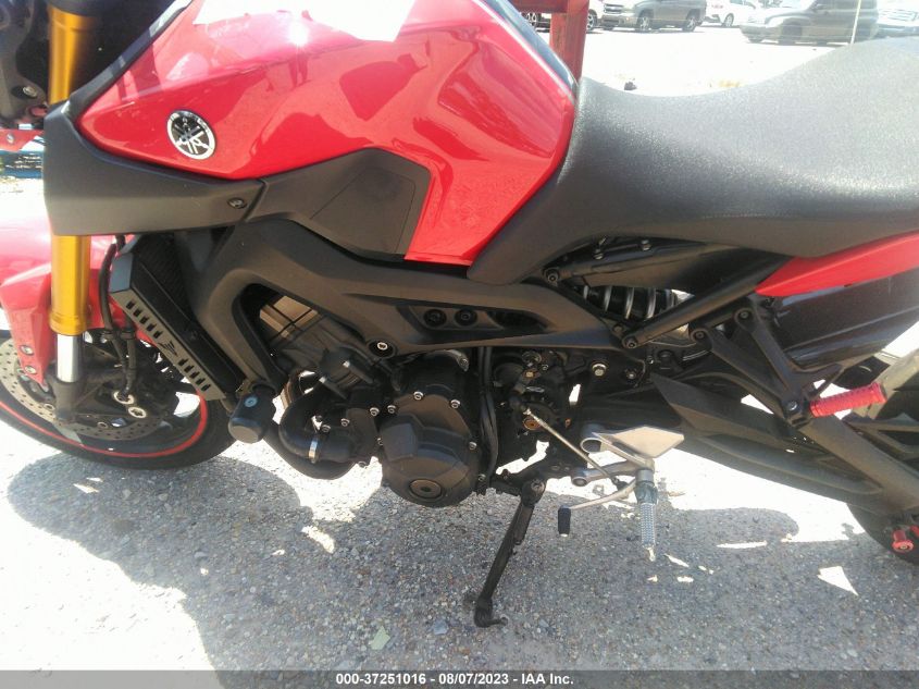 2014 YAMAHA FZ09 JYARN33E2EA002881