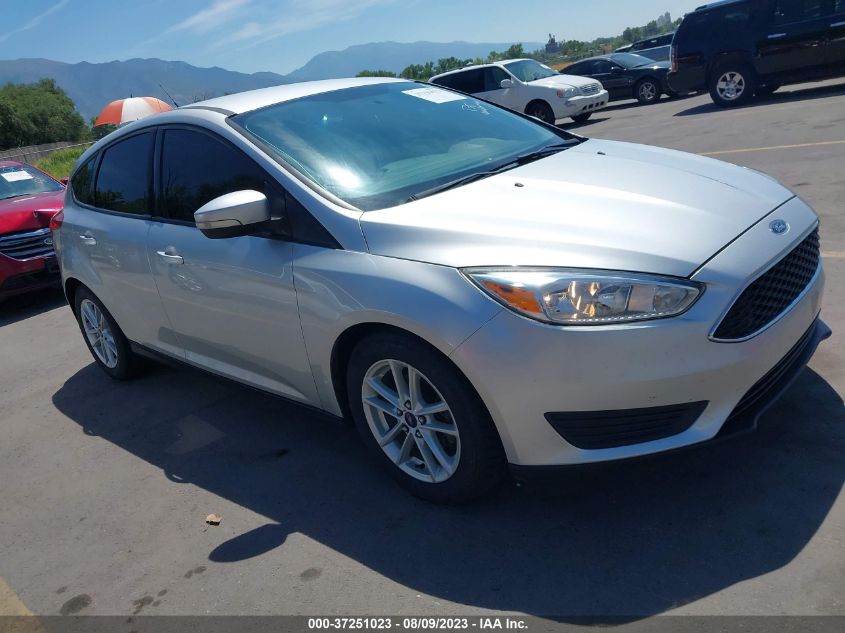 2016 FORD FOCUS SE - 1FADP3K20GL233985