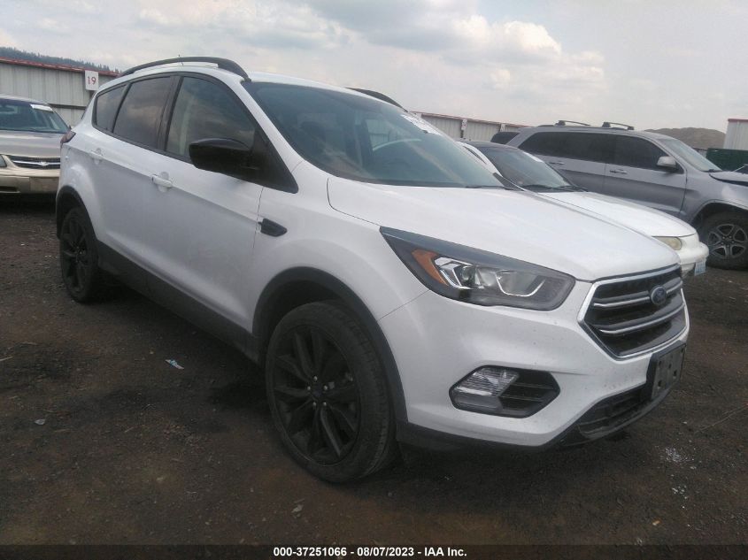 2019 FORD ESCAPE SE - 1FMCU9GD6KUB09956