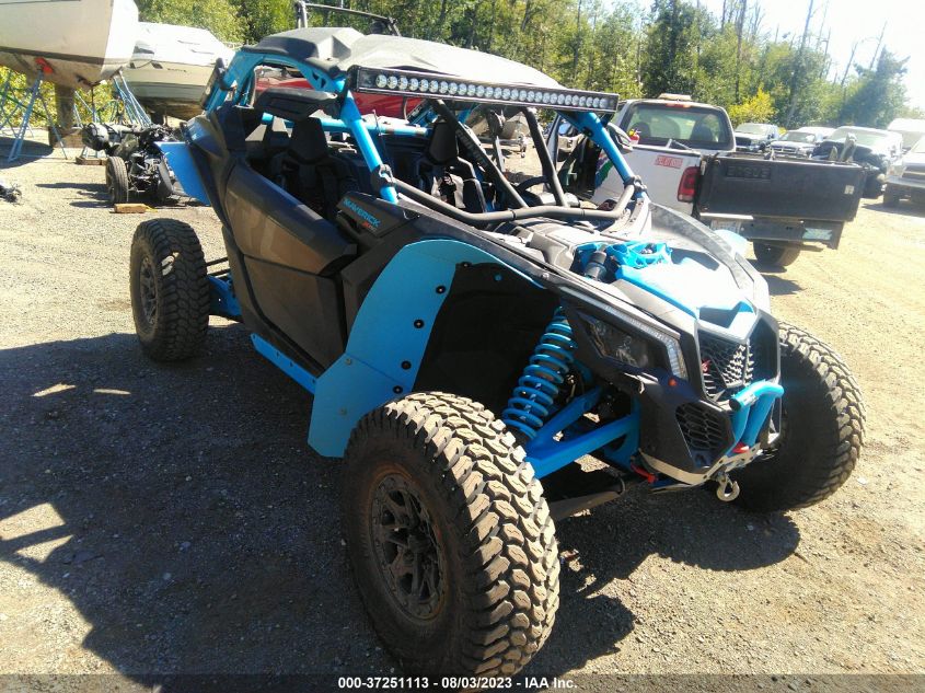 2019 CAN-AM MAVERICK X3 X RC TURBO R - 3JBVVAW42KK000930