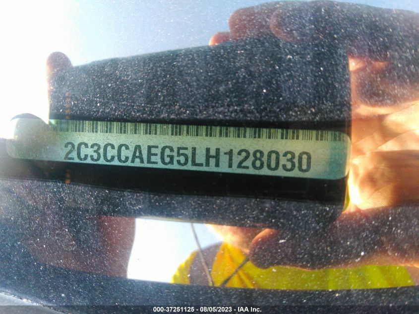 2020 CHRYSLER 300 LIMITED - 2C3CCAEG5LH128030