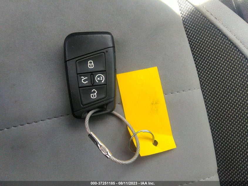 VIN 3VVEX7B2XPM305619 2023 VOLKSWAGEN TAOS SE