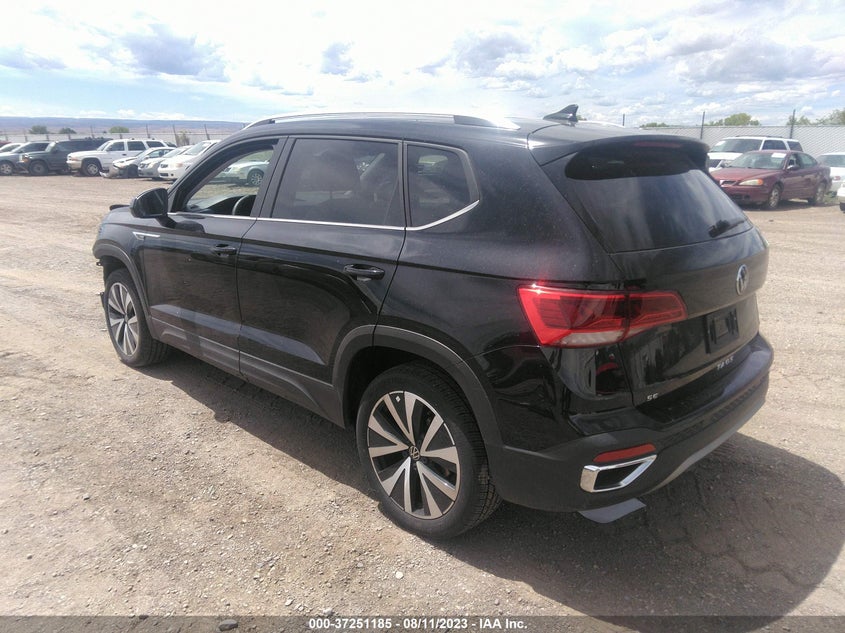VIN 3VVEX7B2XPM305619 2023 VOLKSWAGEN TAOS SE