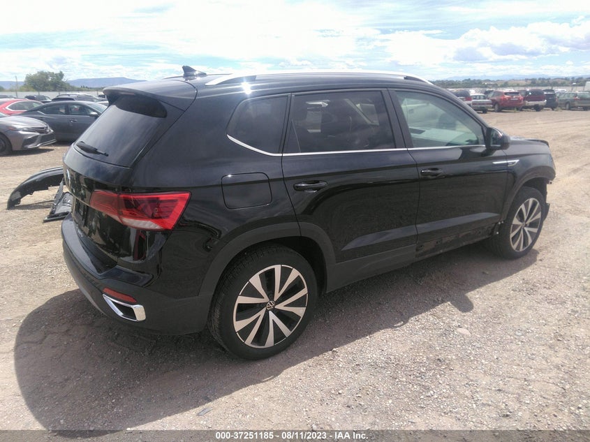 VIN 3VVEX7B2XPM305619 2023 VOLKSWAGEN TAOS SE