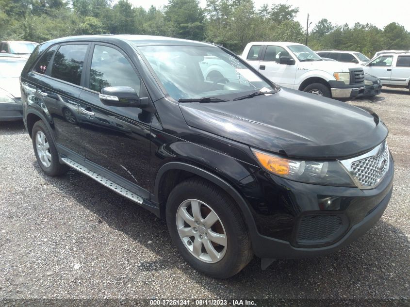 2013 KIA SORENTO LX - 5XYKT4A15DG339075