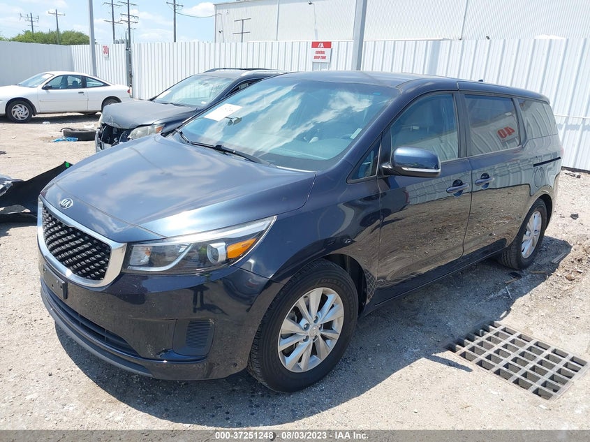VIN KNDMB5C16H6219843 2017 KIA SEDONA LX