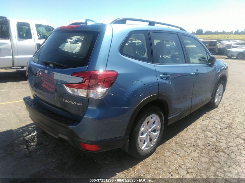 JF2SKACC4KH572919 Subaru Forester  4