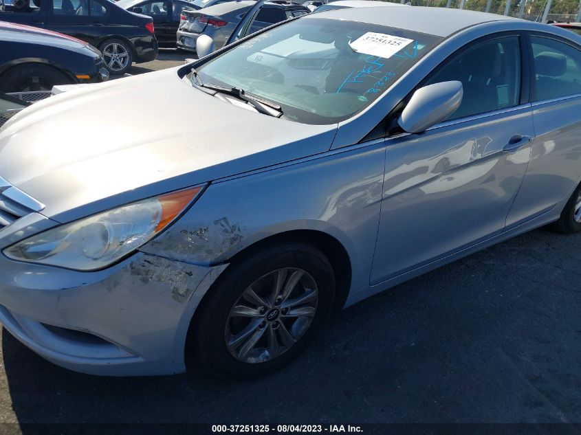 2013 HYUNDAI SONATA GLS PZEV - 5NPEB4AC6DH653053