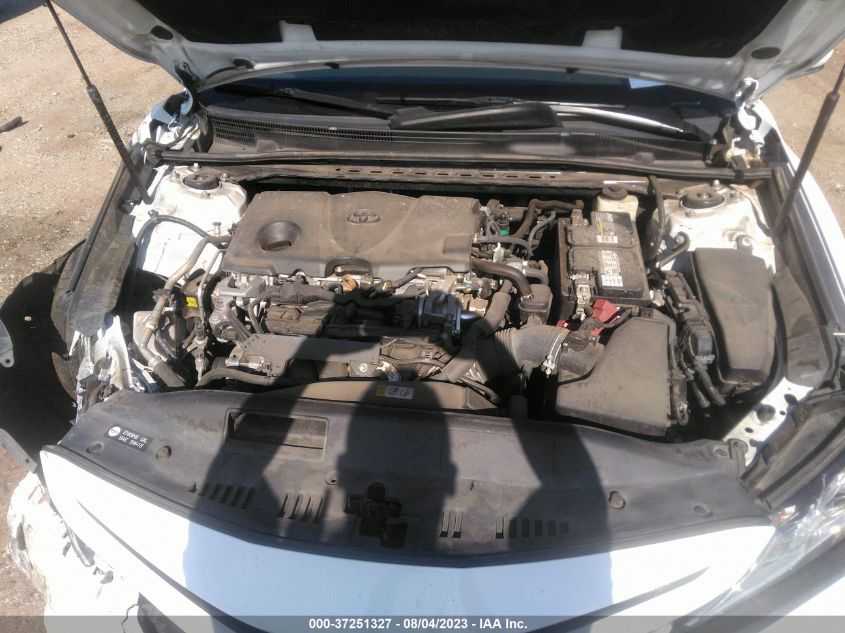 2018 TOYOTA CAMRY L/LE/XLE/SE/XSE - 4T1B11HK4JU024180