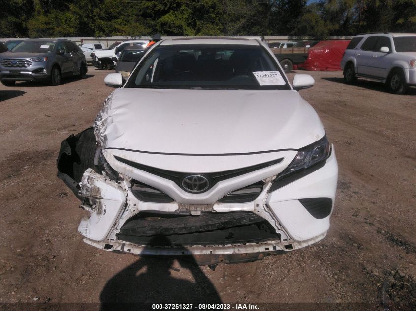 2018 TOYOTA CAMRY L/LE/XLE/SE/XSE - 4T1B11HK4JU024180
