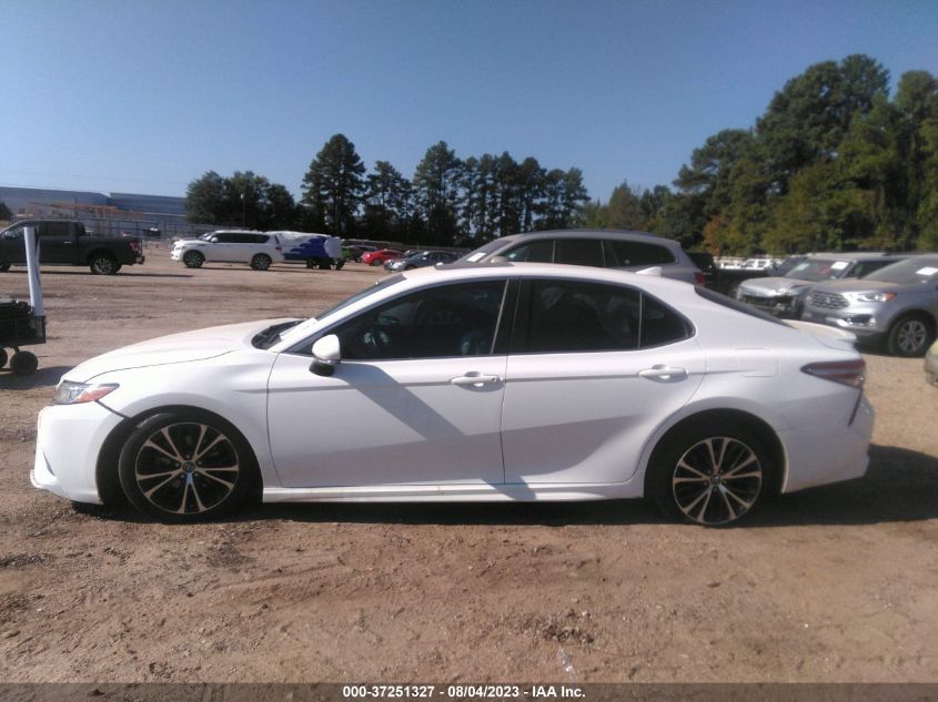 2018 TOYOTA CAMRY L/LE/XLE/SE/XSE - 4T1B11HK4JU024180