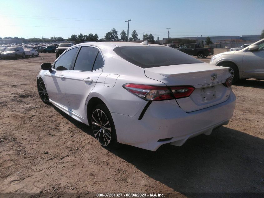 2018 TOYOTA CAMRY L/LE/XLE/SE/XSE - 4T1B11HK4JU024180