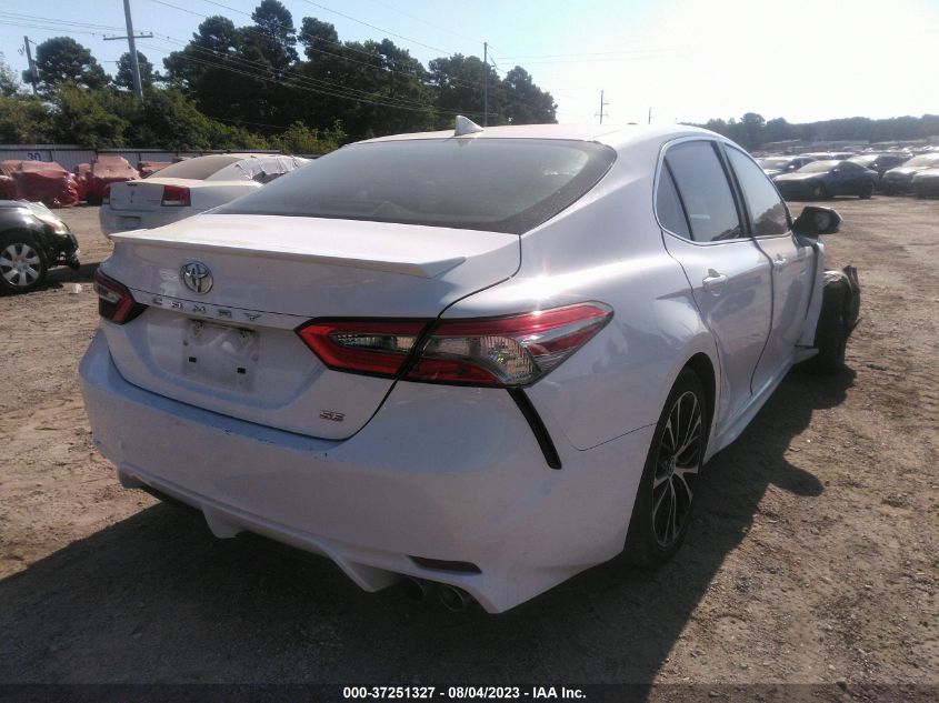 2018 TOYOTA CAMRY L/LE/XLE/SE/XSE - 4T1B11HK4JU024180