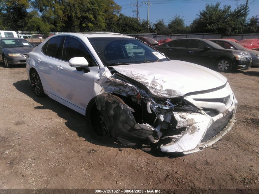 2018 TOYOTA CAMRY L/LE/XLE/SE/XSE - 4T1B11HK4JU024180