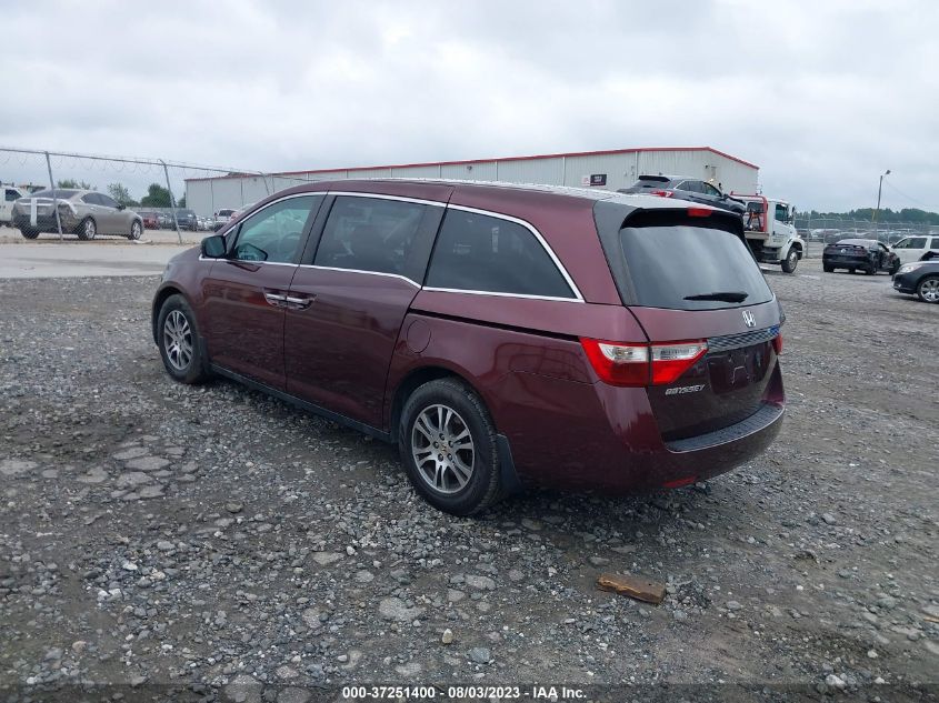 VIN 5FNRL5H64DB022465 2013 HONDA ODYSSEY no.3