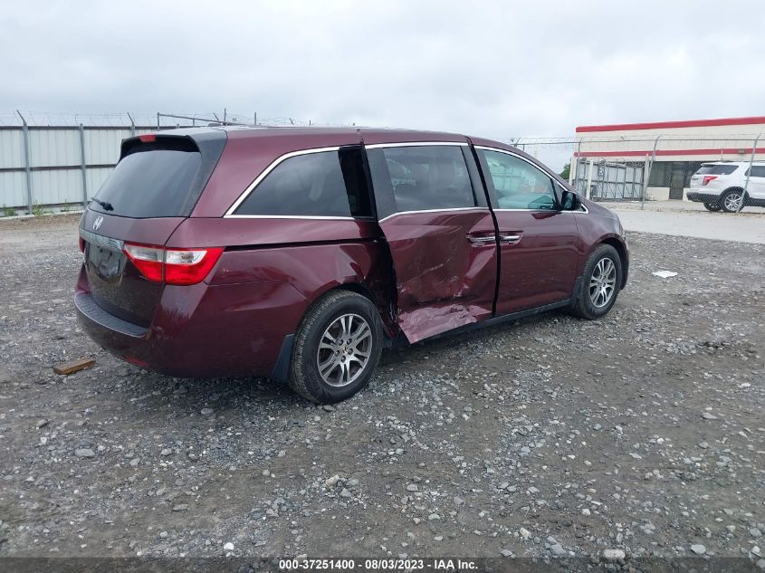 VIN 5FNRL5H64DB022465 2013 HONDA ODYSSEY no.4