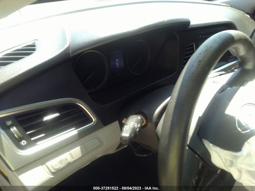 2016 HYUNDAI SONATA 2.4L SE - 5NPE24AF7GH382373