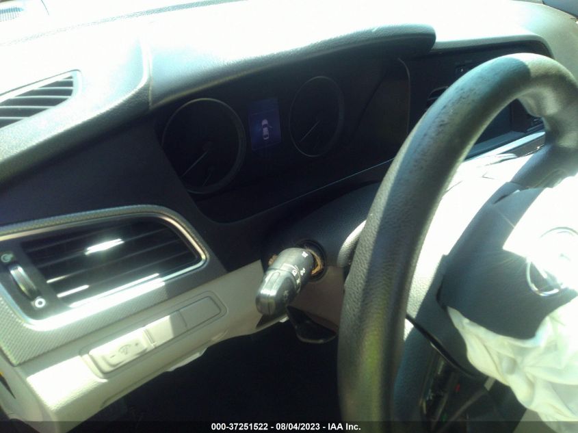 2016 HYUNDAI SONATA 2.4L SE - 5NPE24AF7GH382373