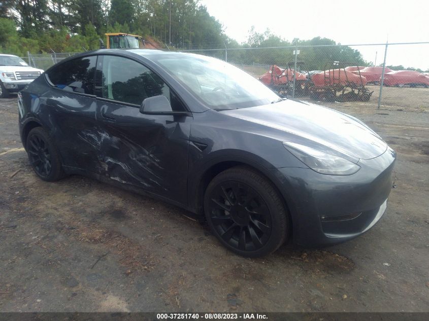 7SAYGAEEXPF774571 Tesla Model Y LONG RANGE