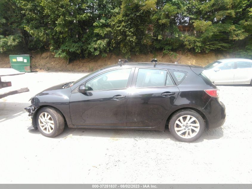 2013 MAZDA MAZDA3 I TOURING - JM1BL1LP1D1768584