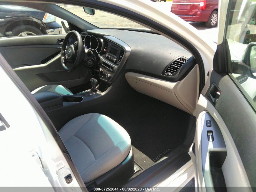 2015 KIA OPTIMA LX - KNAGM4A71F5579434
