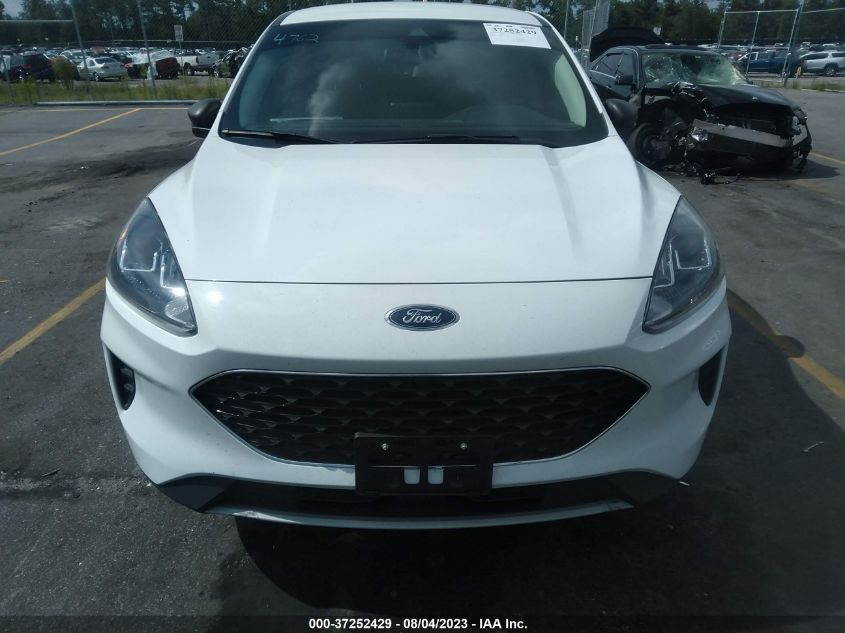 2022 FORD ESCAPE SE - 1FMCU0G61NUA67777