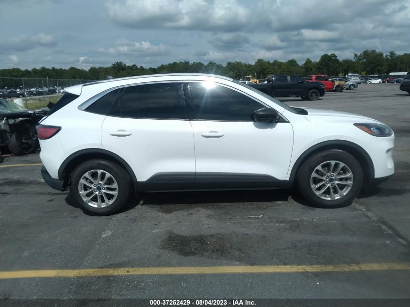 2022 FORD ESCAPE SE - 1FMCU0G61NUA67777
