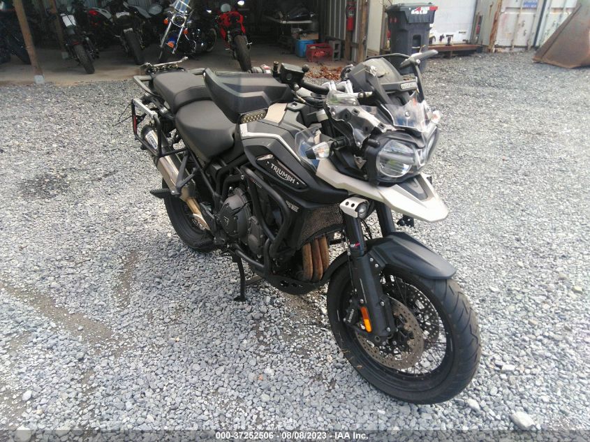 2020 TRIUMPH MOTORCYCLE EXPLORER XCX SMTF43XB7LJAA0356