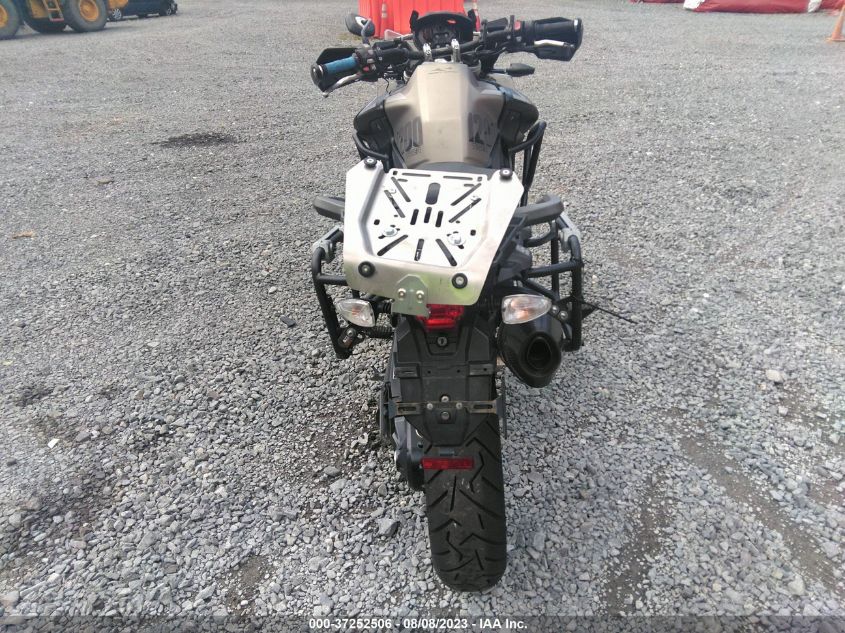 2020 TRIUMPH MOTORCYCLE EXPLORER XCX SMTF43XB7LJAA0356