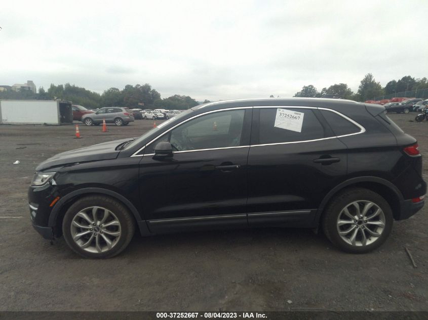 2017 LINCOLN MKC SELECT - 5LMCJ2D93HUL70144