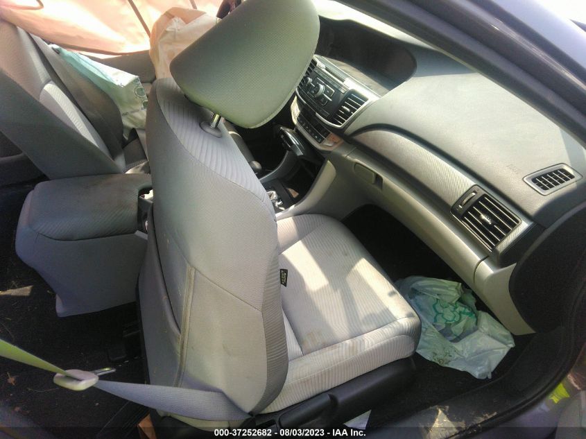 2015 HONDA ACCORD SEDAN LX - 1HGCR2F32FA114117