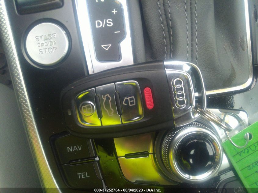 2013 AUDI A4 PREMIUM PLUS - WAUFFAFL8DN029252