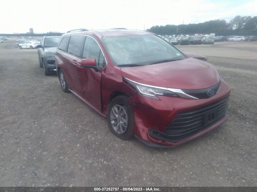 2022 TOYOTA SIENNA LE - 5TDKRKEC2NS107603
