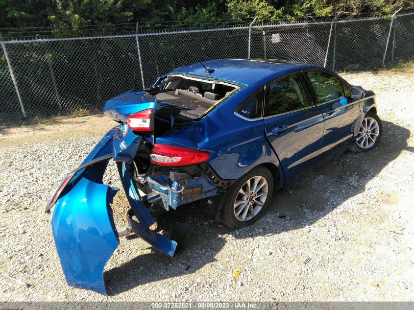 2017 FORD FUSION SE - 3FA6P0H74HR372630
