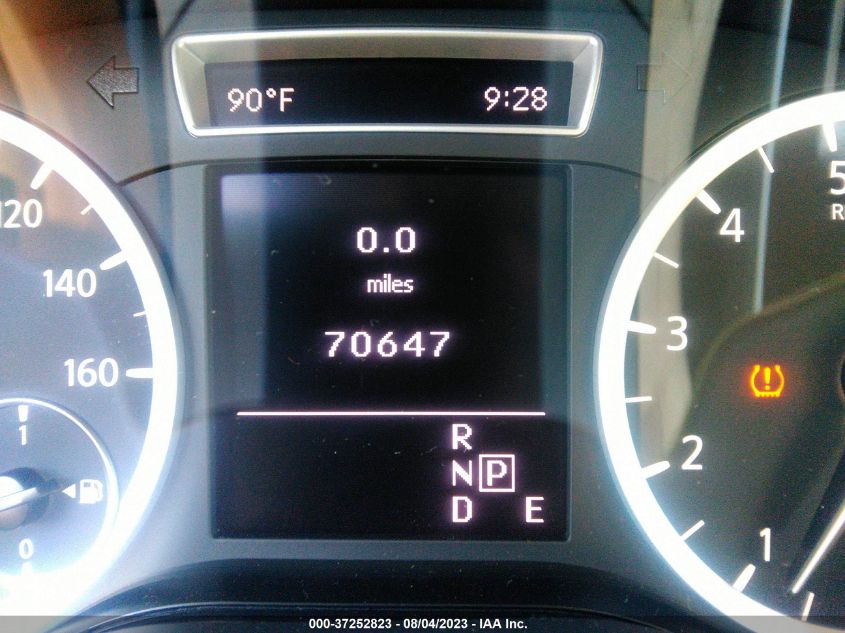 2017 INFINITI QX30 LUXURY/PREMIUM/SPORT SJKCH5CR8HA035787