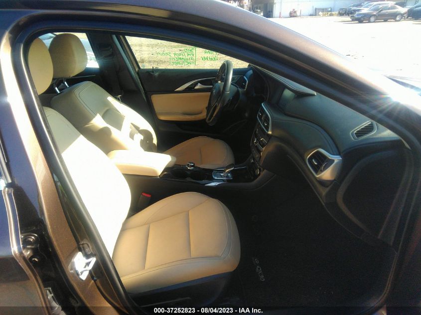 2017 INFINITI QX30 LUXURY/PREMIUM/SPORT SJKCH5CR8HA035787