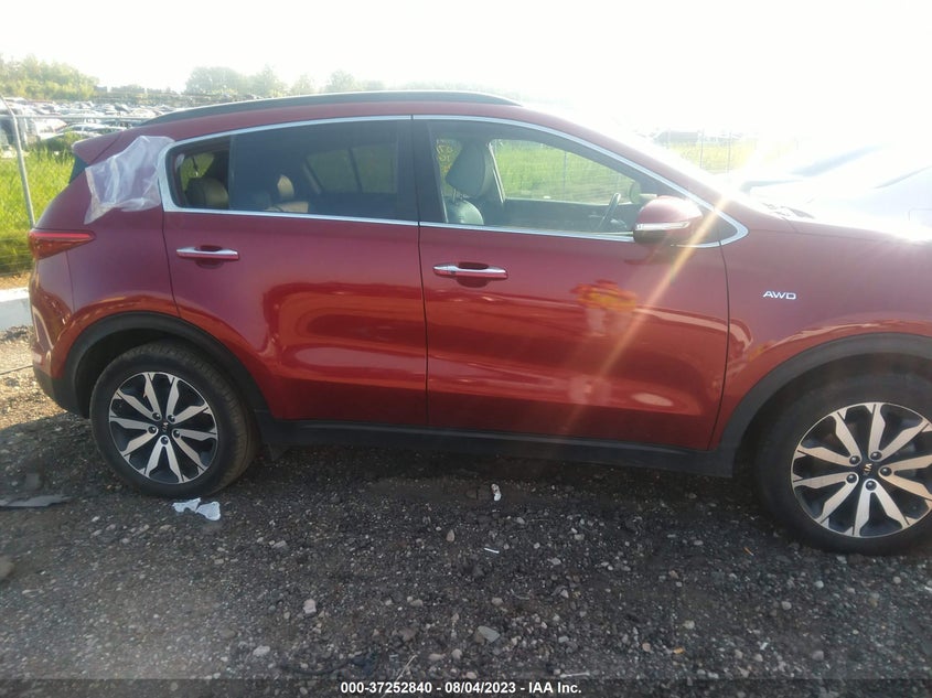 VIN KNDPNCAC9J7483149 2018 KIA SPORTAGE EX